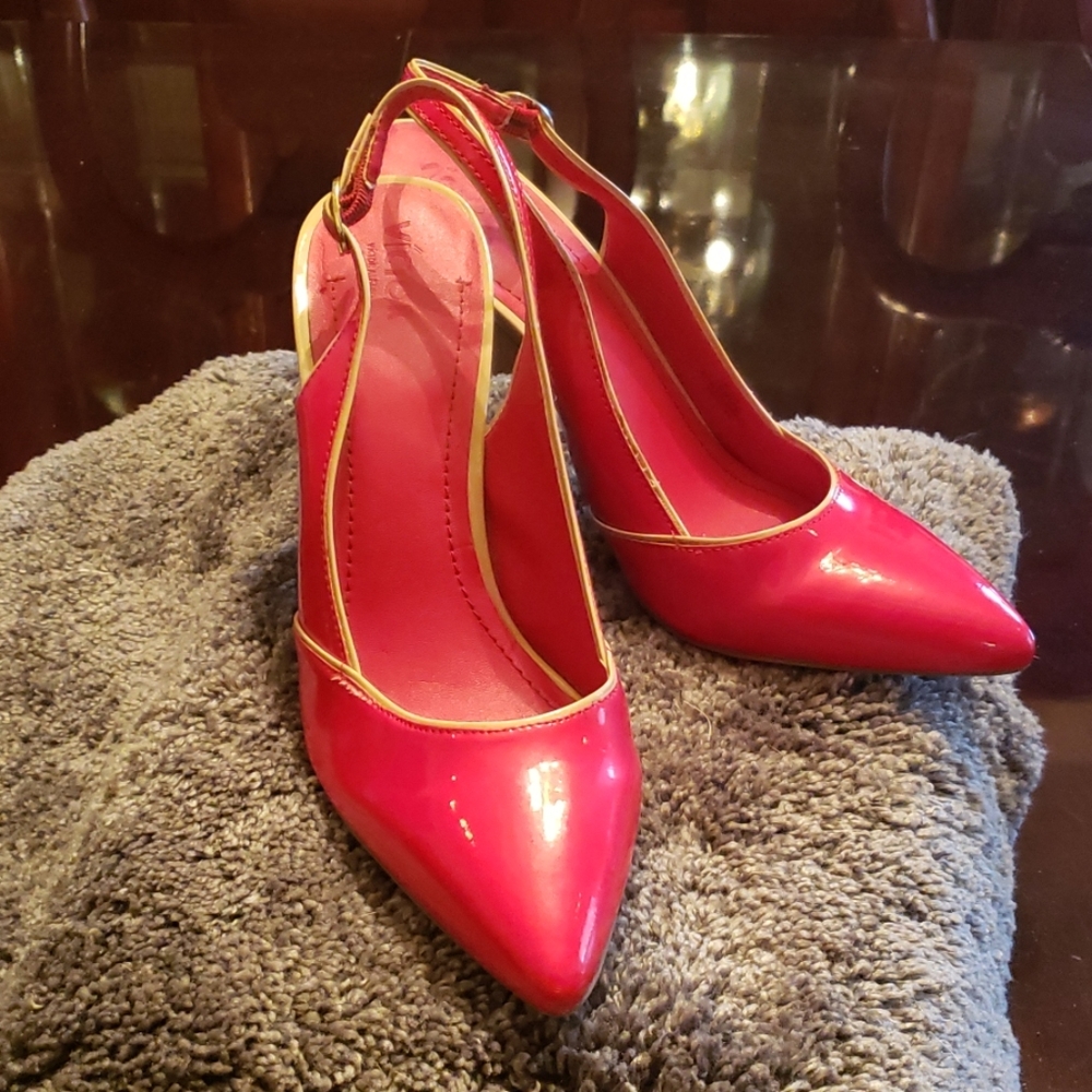 VICTOR ALFARO Red Sling Back Heels